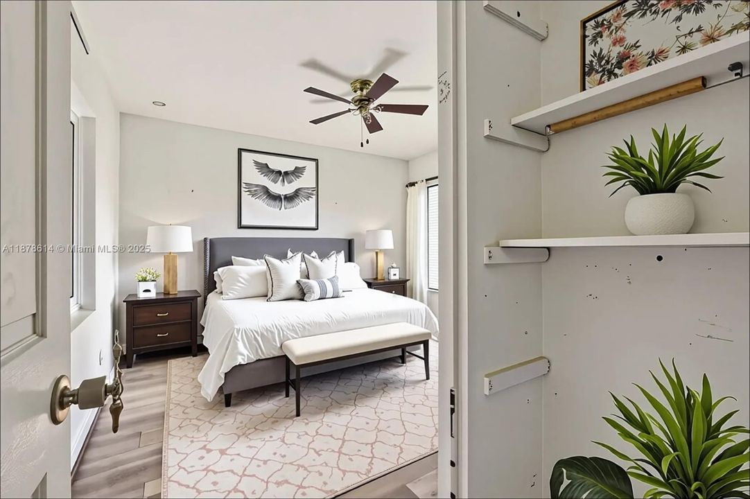 Active With Contract: $327,000 (2 beds, 1 baths, 504 Square Feet)