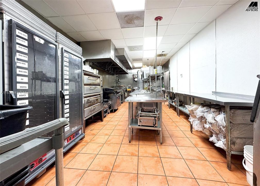 待售: $950,000 (0 贝兹, 0 浴室, 0 平方英尺)