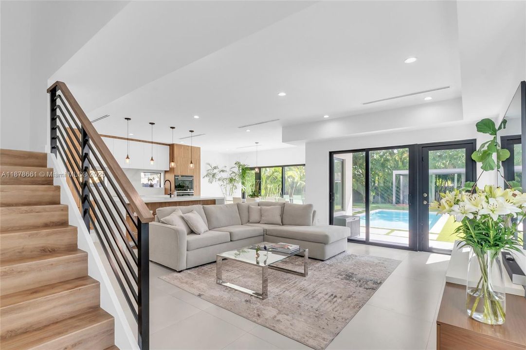 For Sale: $1,838,000 (4 beds, 4 baths, 2671 Square Feet)