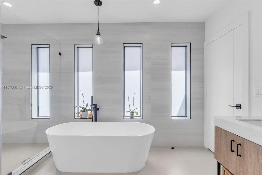 For Sale: $1,838,000 (4 beds, 4 baths, 2671 Square Feet)