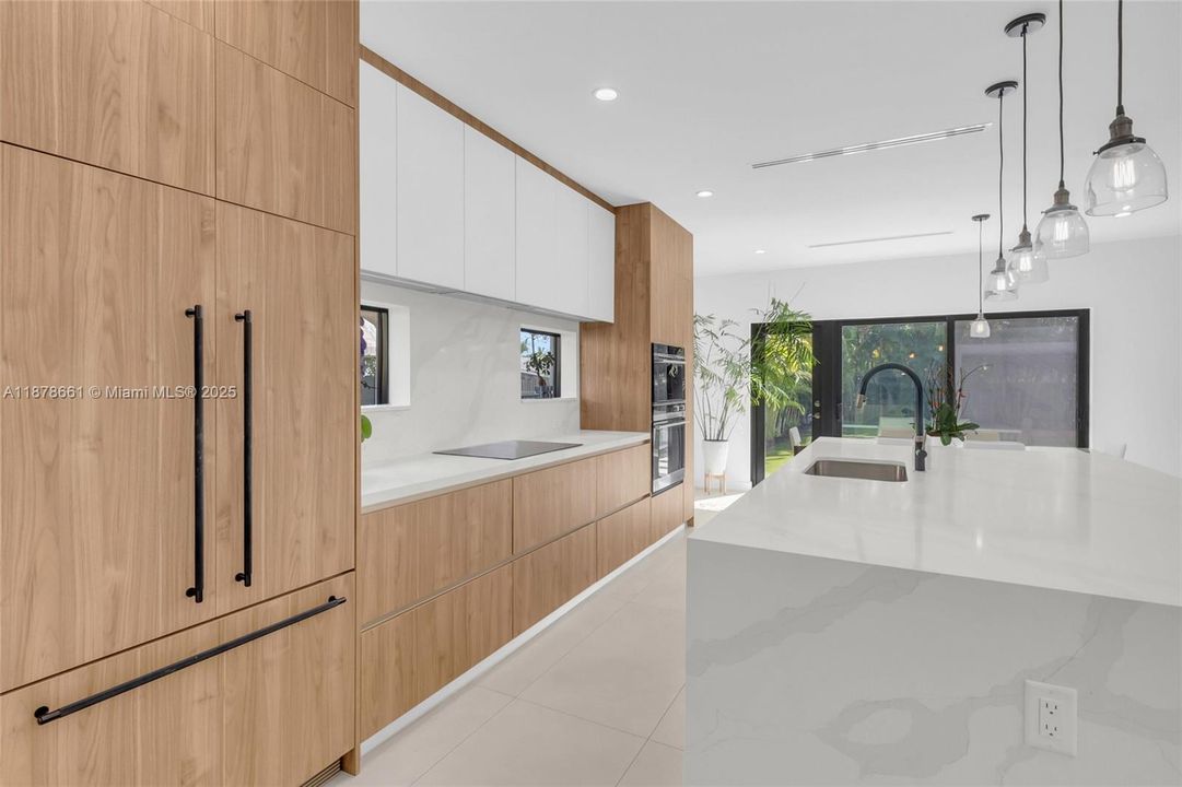 For Sale: $1,838,000 (4 beds, 4 baths, 2671 Square Feet)