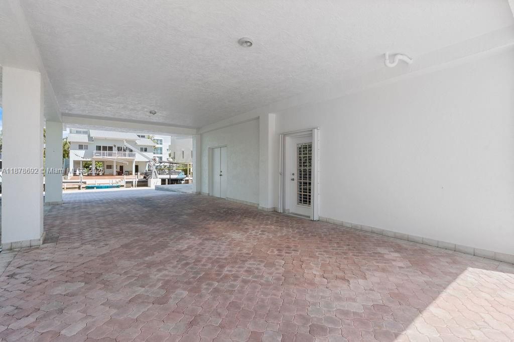 En Venta: $2,600,000 (4 camas, 3 baños, 1855 Pies cuadrados)