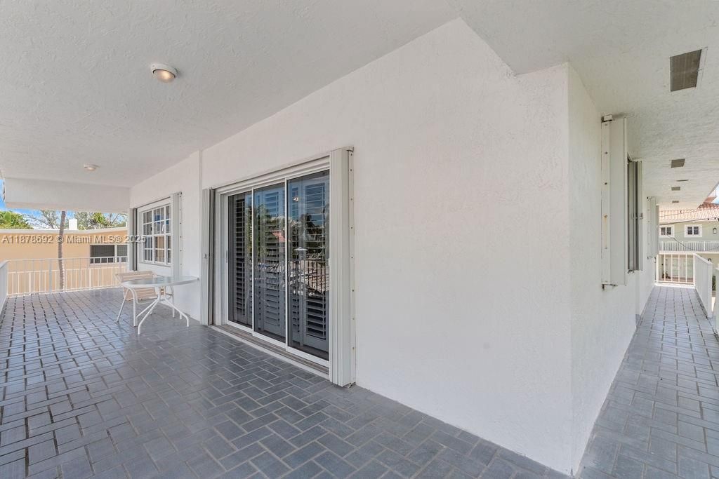 En Venta: $2,600,000 (4 camas, 3 baños, 1855 Pies cuadrados)