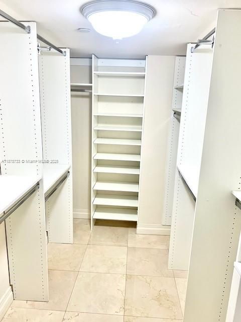 待售: $365,000 (1 贝兹, 1 浴室, 800 平方英尺)