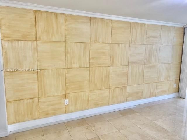 待售: $365,000 (1 贝兹, 1 浴室, 800 平方英尺)