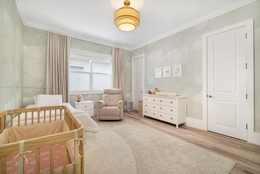 Active With Contract: $5,150,000 (4 beds, 4 baths, 4455 Square Feet)