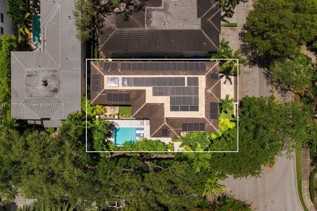 Active With Contract: $5,150,000 (4 beds, 4 baths, 4455 Square Feet)