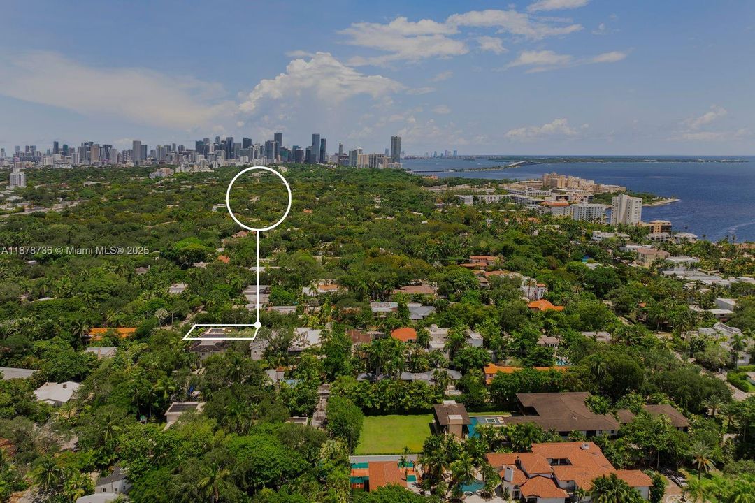 Active With Contract: $5,150,000 (4 beds, 4 baths, 4455 Square Feet)