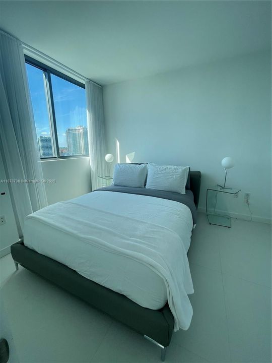 En Venta: $600,000 (2 camas, 2 baños, 944 Pies cuadrados)