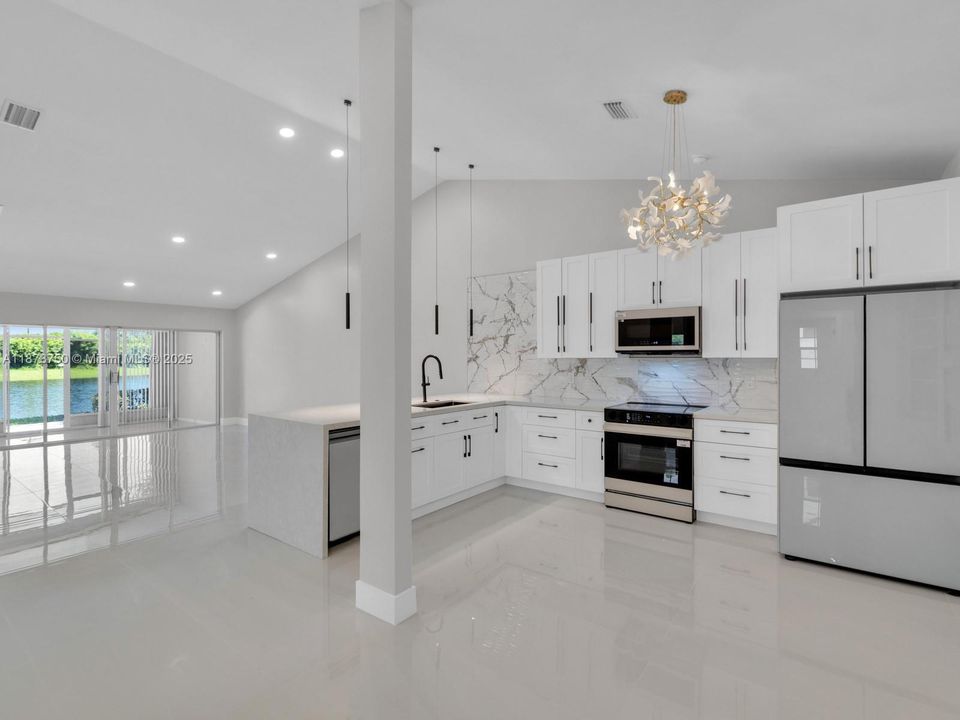 На продажу: $460,000 (2 спален, 2 ванн, 1628 Квадратных фут)