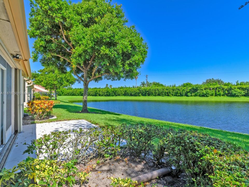 На продажу: $460,000 (2 спален, 2 ванн, 1628 Квадратных фут)