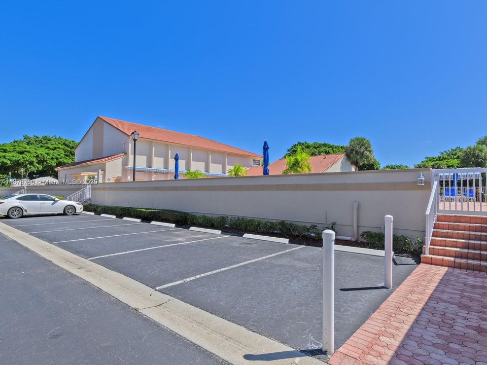 На продажу: $460,000 (2 спален, 2 ванн, 1628 Квадратных фут)