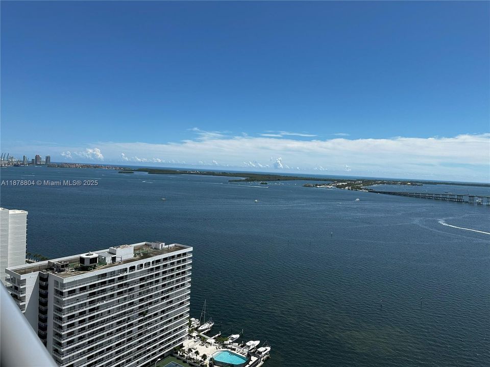 待售: $779,000 (2 贝兹, 2 浴室, 1640 平方英尺)