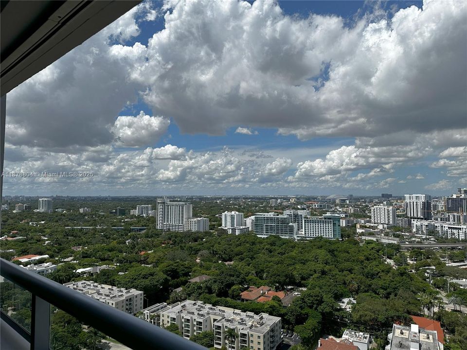 待售: $779,000 (2 贝兹, 2 浴室, 1640 平方英尺)