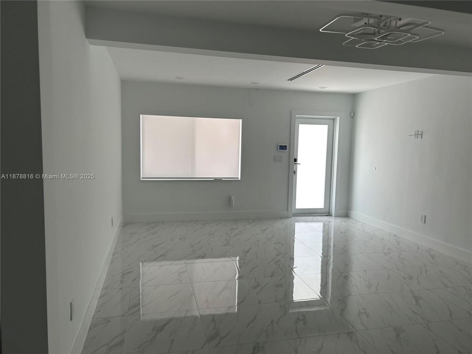 For Sale: $1,500,000 (4 beds, 3 baths, 2466 Square Feet)