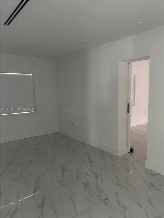 For Sale: $1,500,000 (4 beds, 3 baths, 2466 Square Feet)