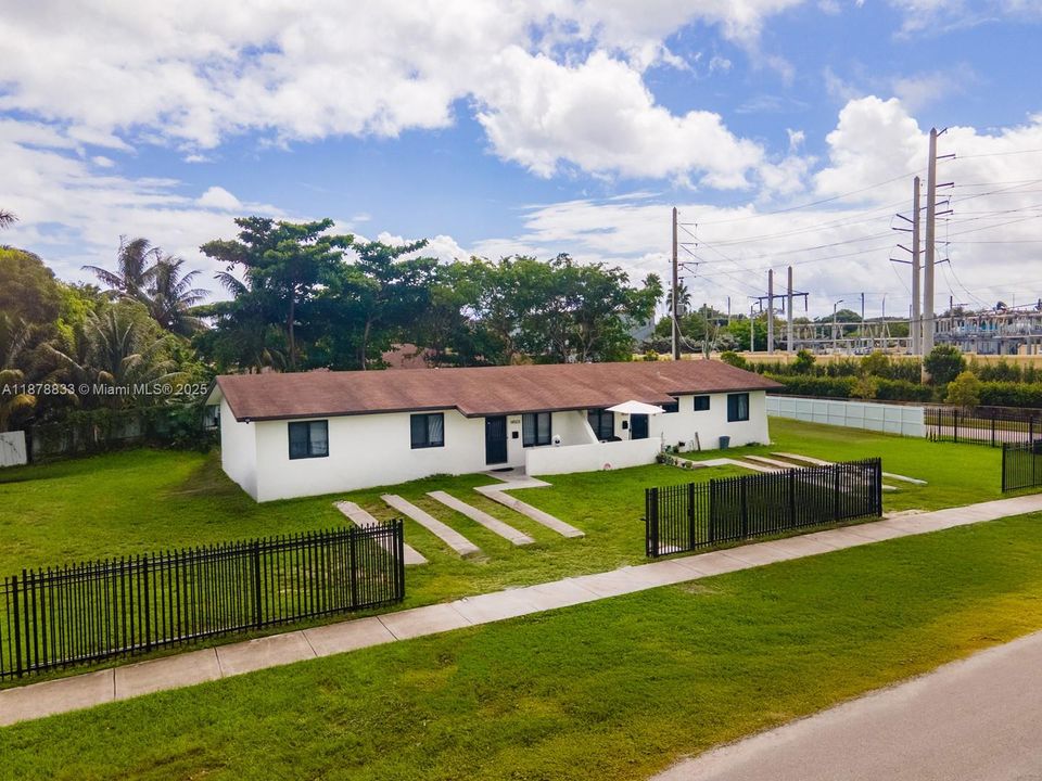 2 bedroom 2 bathroom