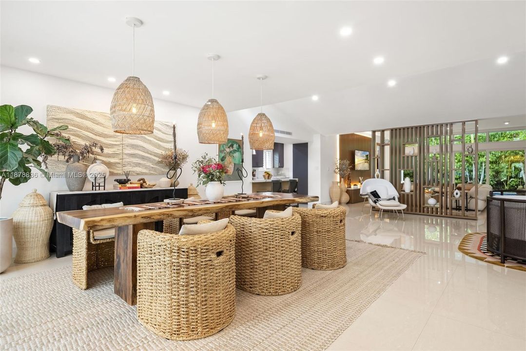 For Sale: $3,625,000 (5 beds, 5 baths, 3024 Square Feet)