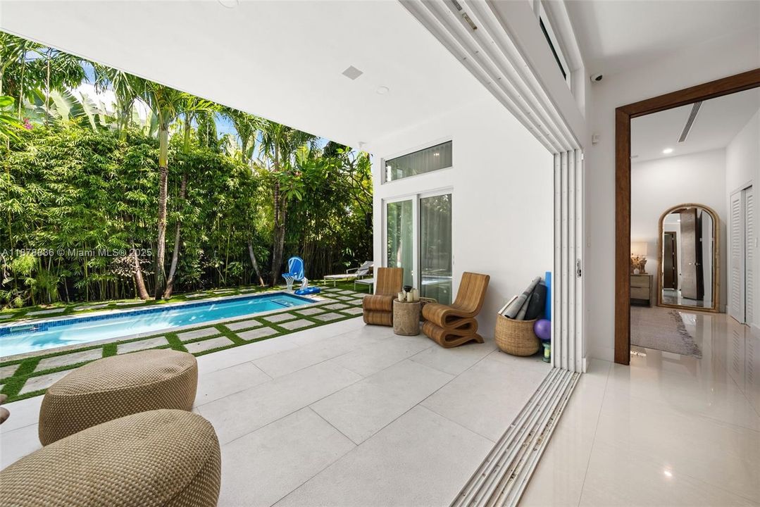 For Sale: $3,625,000 (5 beds, 5 baths, 3024 Square Feet)