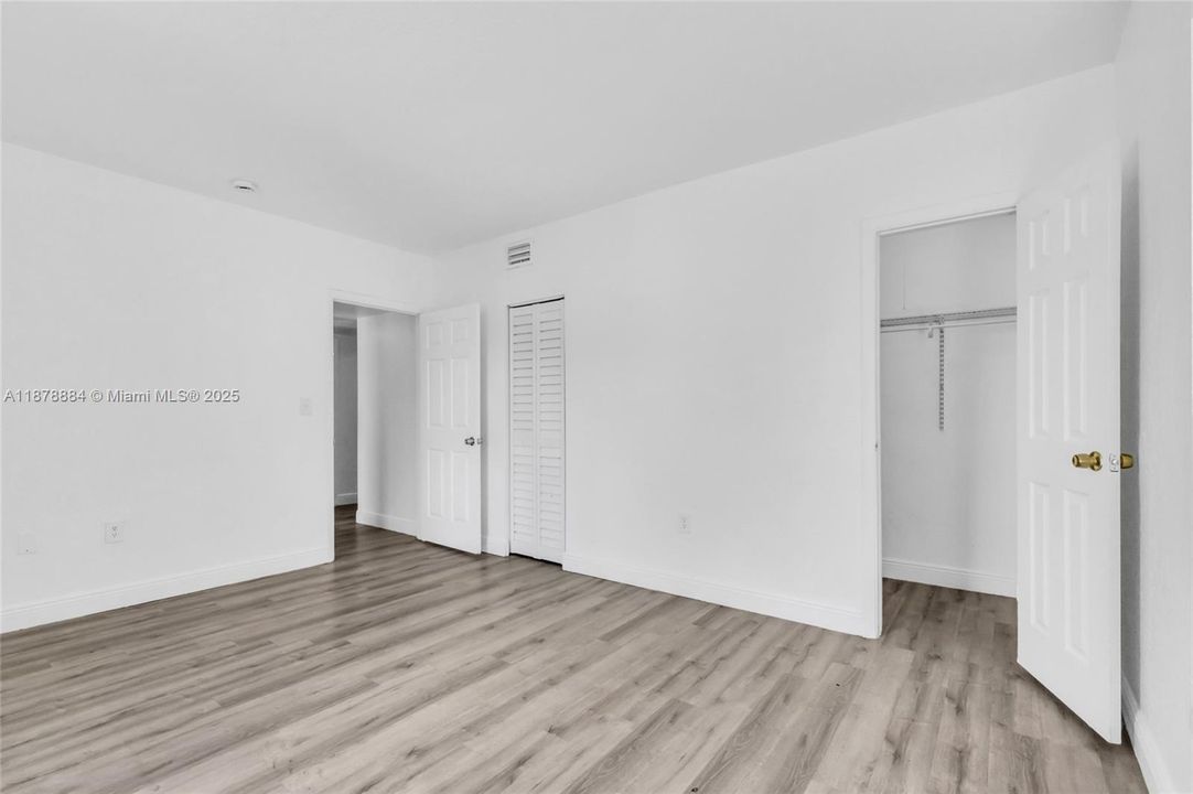 最近租的: $2,500 (3 贝兹, 2 浴室, 1100 平方英尺)