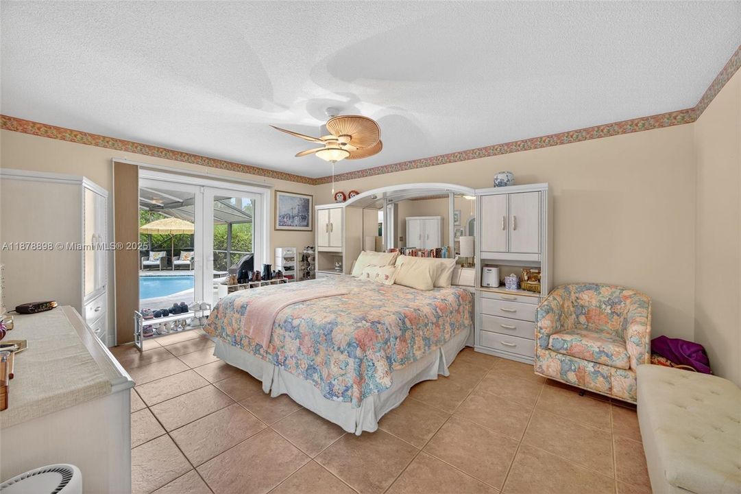 Active With Contract: $950,000 (4 beds, 3 baths, 2500 Square Feet)