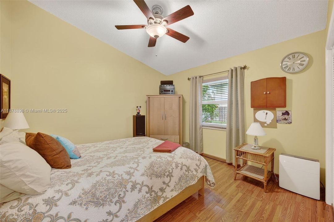 Active With Contract: $950,000 (4 beds, 3 baths, 2500 Square Feet)