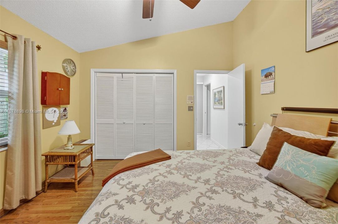 Active With Contract: $950,000 (4 beds, 3 baths, 2500 Square Feet)