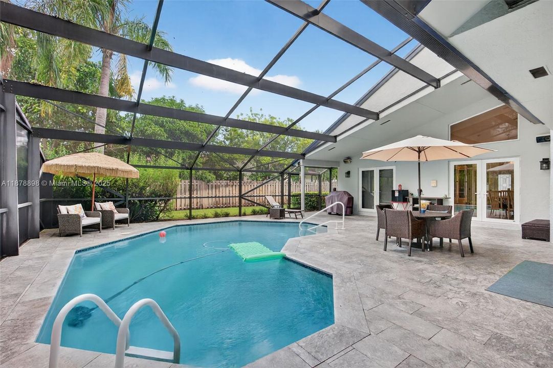 Active With Contract: $950,000 (4 beds, 3 baths, 2500 Square Feet)