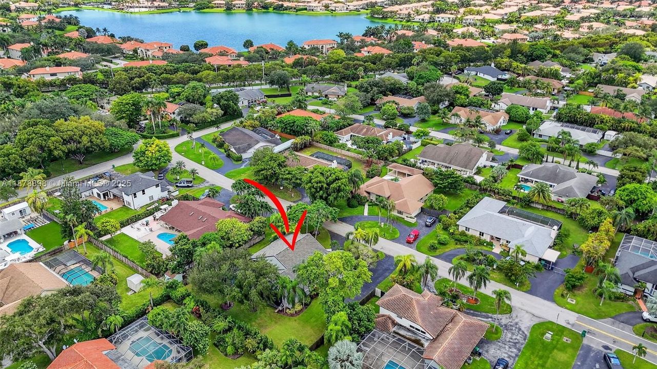 Active With Contract: $950,000 (4 beds, 3 baths, 2500 Square Feet)