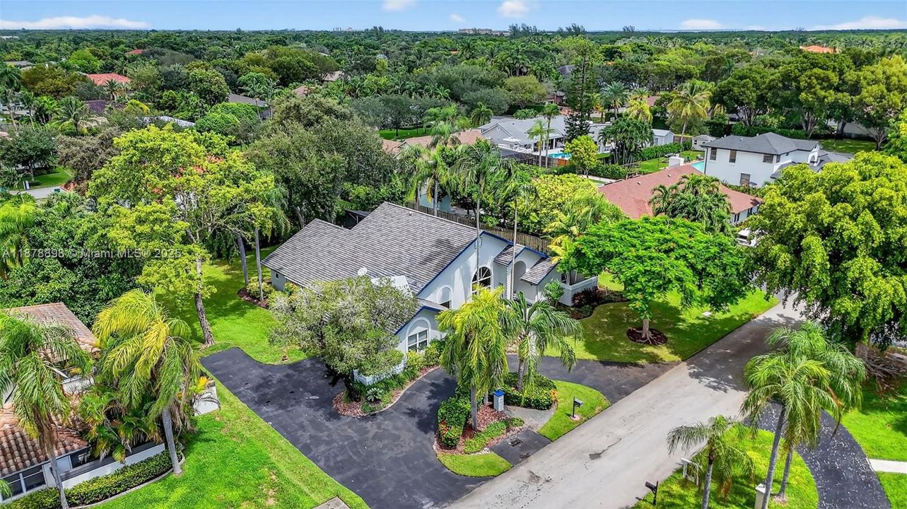 Active With Contract: $950,000 (4 beds, 3 baths, 2500 Square Feet)