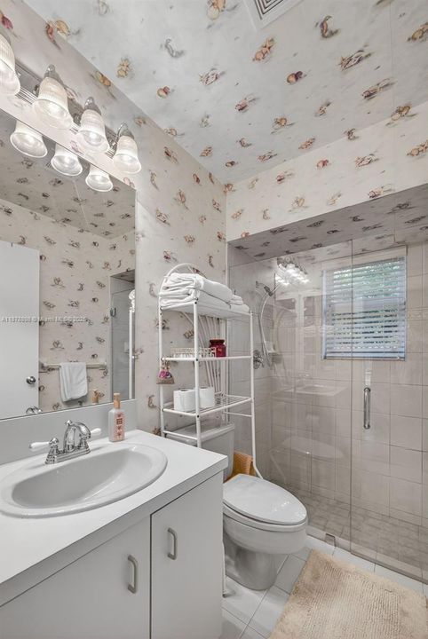 Active With Contract: $950,000 (4 beds, 3 baths, 2500 Square Feet)