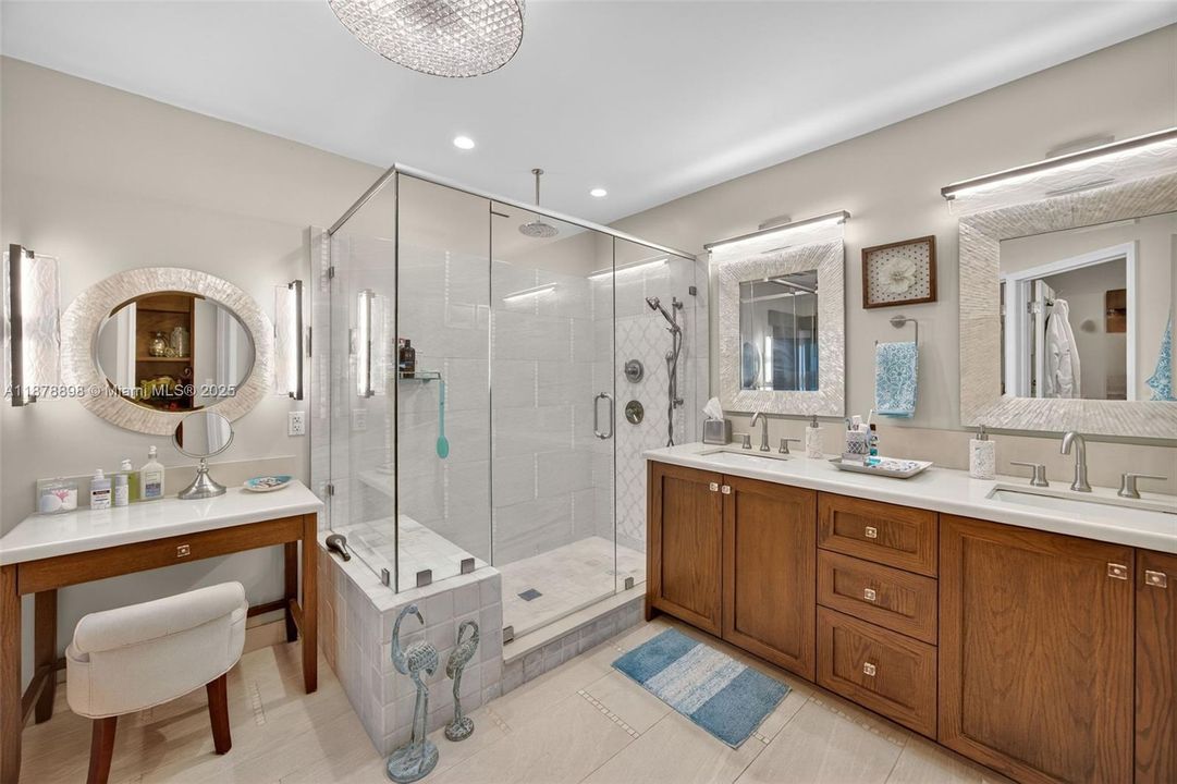 Active With Contract: $950,000 (4 beds, 3 baths, 2500 Square Feet)