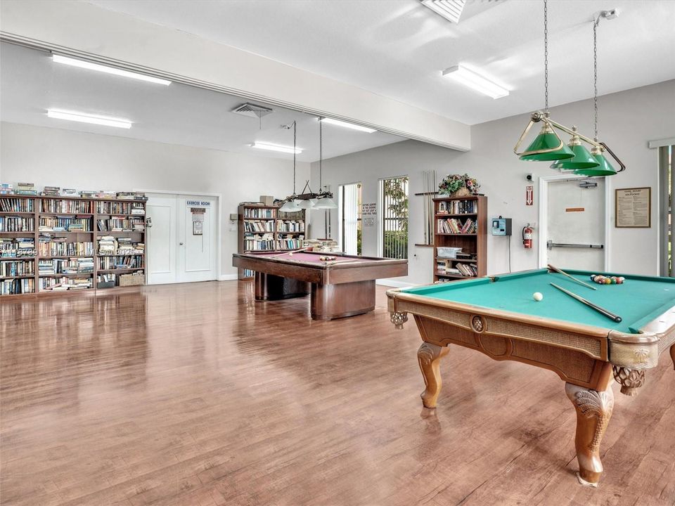 На продажу: $88,000 (1 спален, 1 ванн, 748 Квадратных фут)