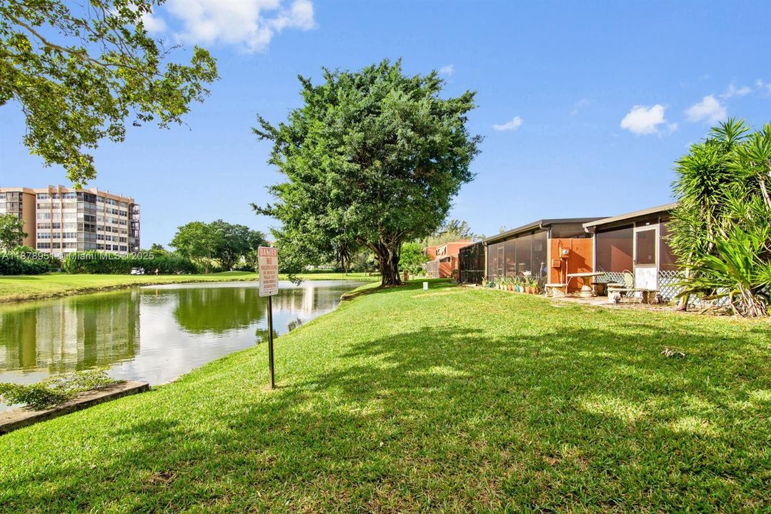 Active With Contract: $3,000 (3 beds, 2 baths, 1218 Square Feet)