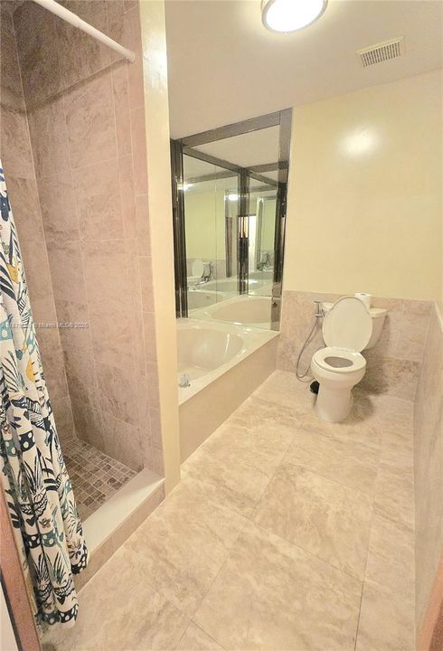 Recently Sold: $475,000 (3 beds, 2 baths, 1445 Square Feet)