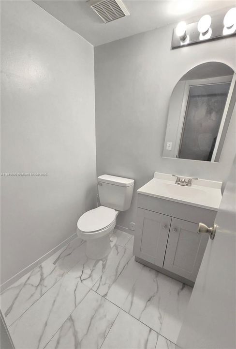 Recently Sold: $475,000 (3 beds, 2 baths, 1445 Square Feet)