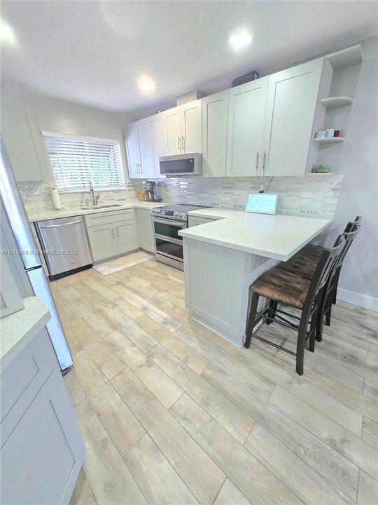 Recently Sold: $475,000 (3 beds, 2 baths, 1445 Square Feet)