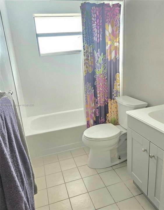 Recently Sold: $475,000 (3 beds, 2 baths, 1445 Square Feet)