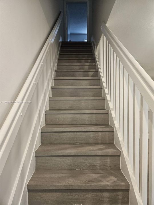 合同活跃: $2,850 (2 贝兹, 2 浴室, 1131 平方英尺)