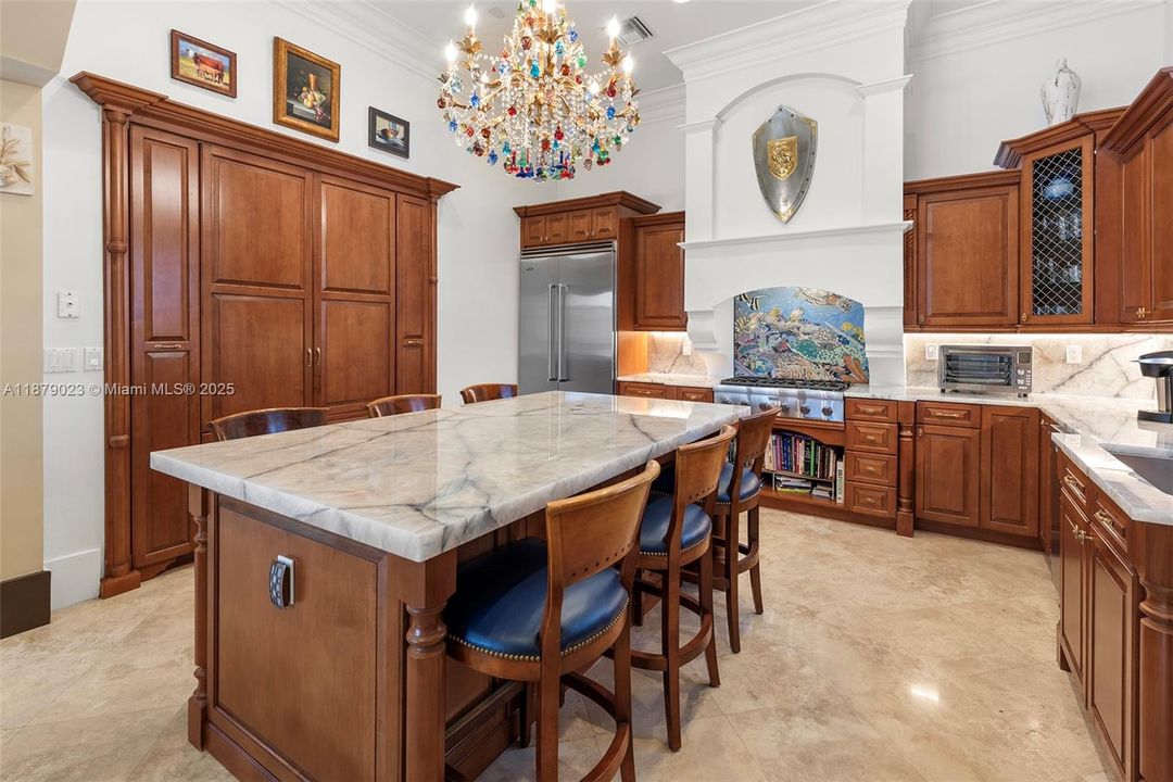 Active With Contract: $3,250,000 (4 beds, 4 baths, 4612 Square Feet)