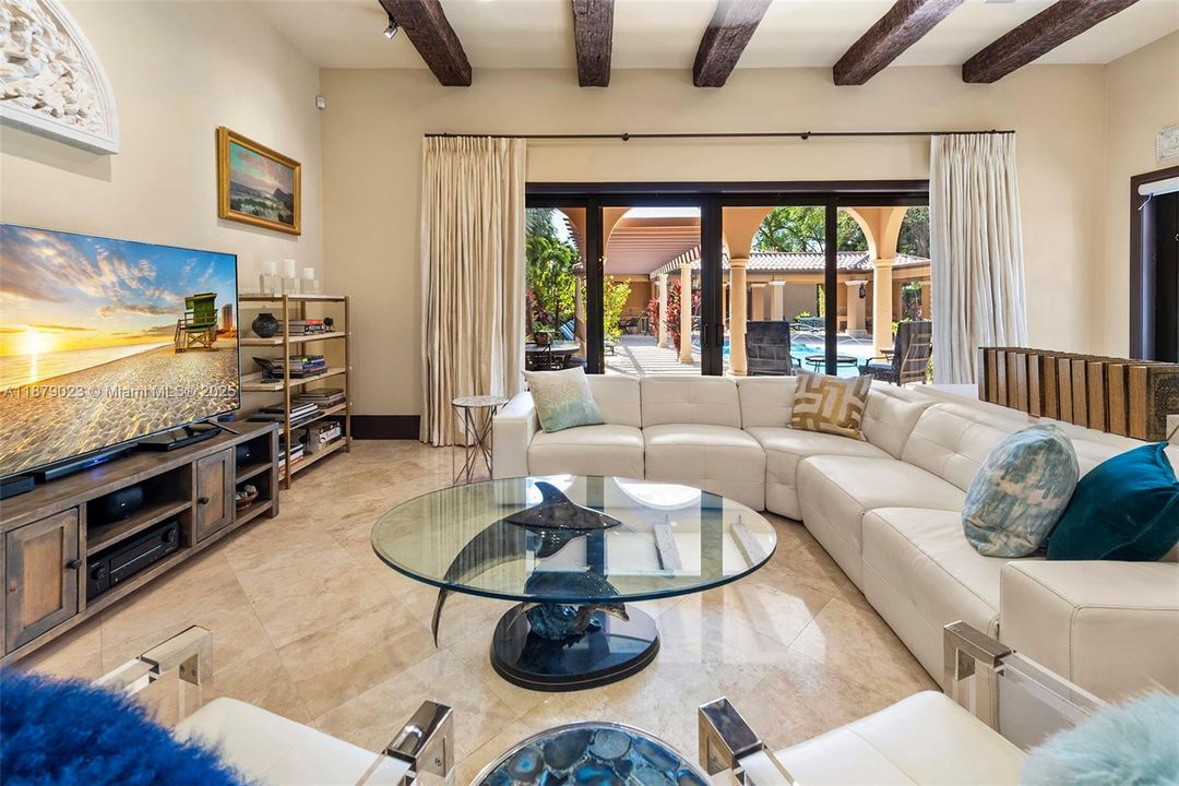 Active With Contract: $3,250,000 (4 beds, 4 baths, 4612 Square Feet)