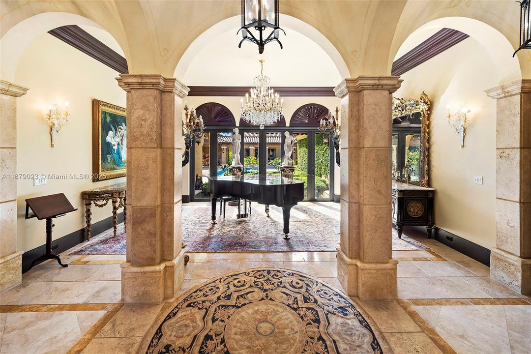 Active With Contract: $3,250,000 (4 beds, 4 baths, 4612 Square Feet)