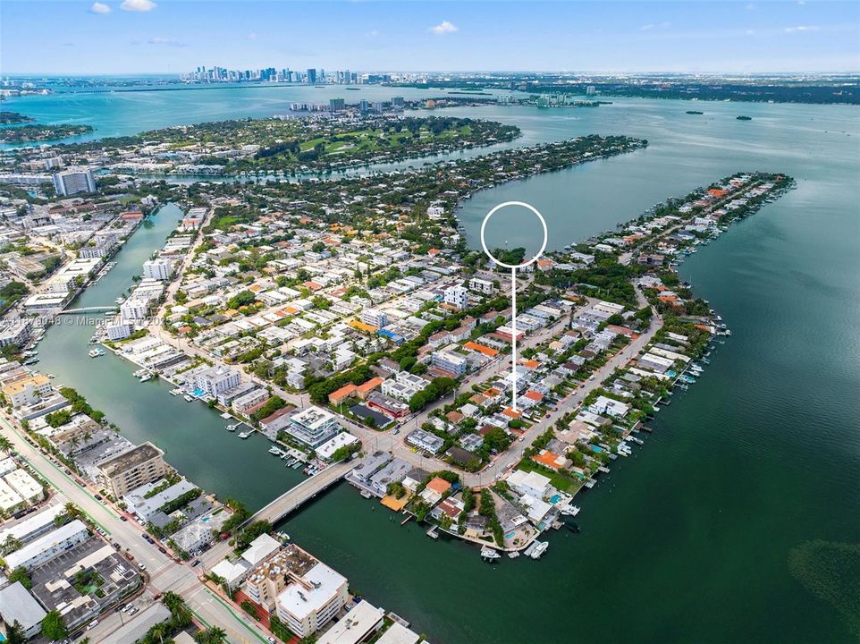 Active With Contract: $5,200 (2 beds, 1 baths, 1080 Square Feet)