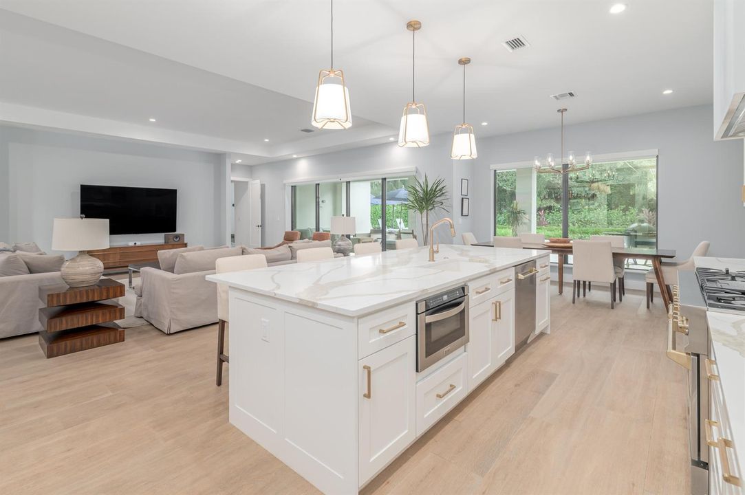 3800 SE Bent Banyan Way, Stuart, FL 3499