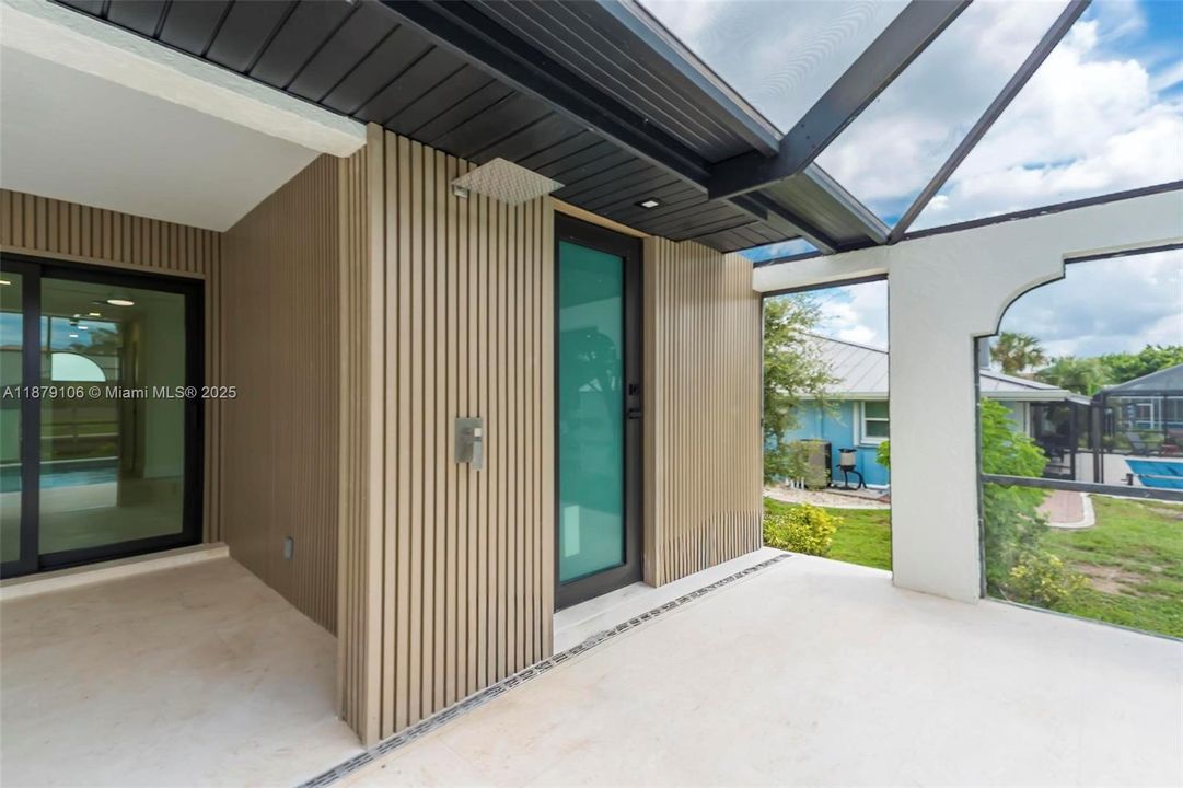 For Sale: $1,195,000 (4 beds, 3 baths, 2540 Square Feet)