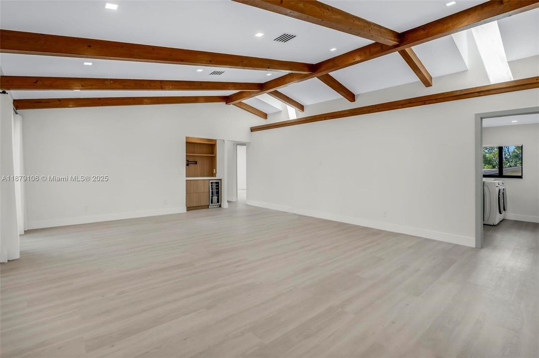 For Sale: $1,195,000 (4 beds, 3 baths, 2540 Square Feet)