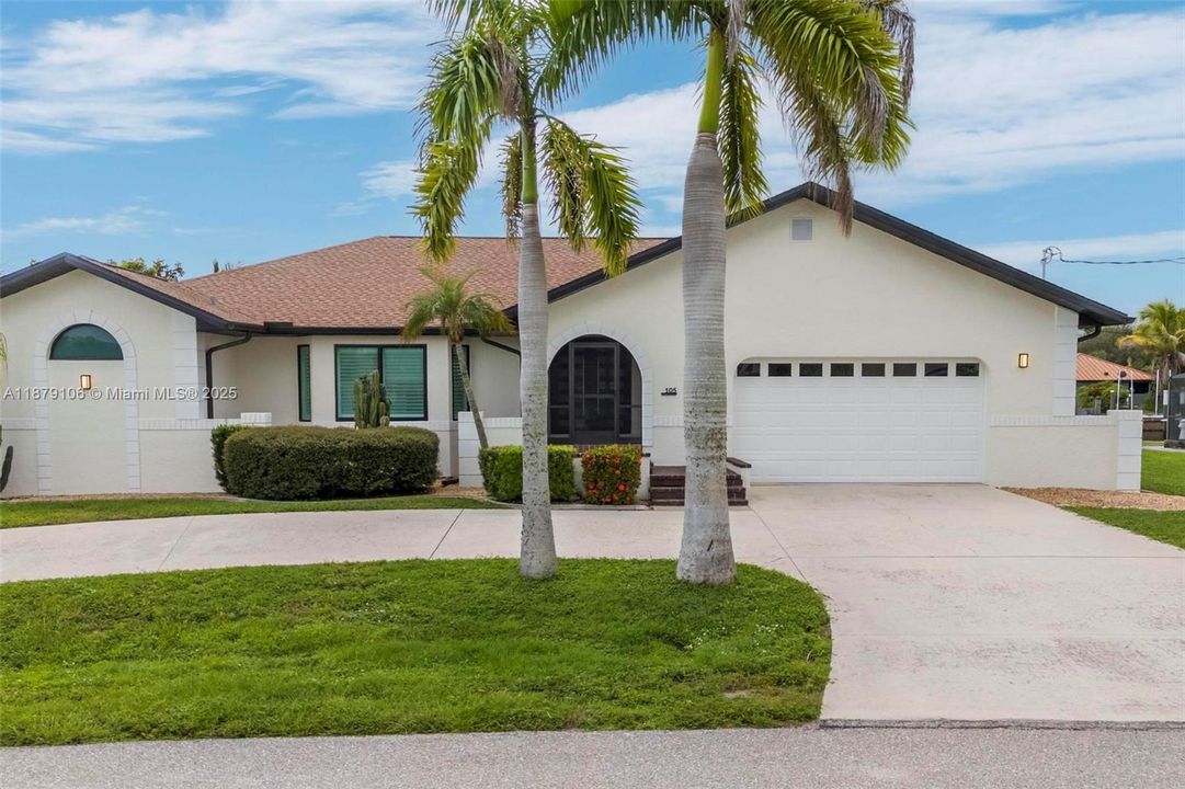 For Sale: $1,195,000 (4 beds, 3 baths, 2540 Square Feet)