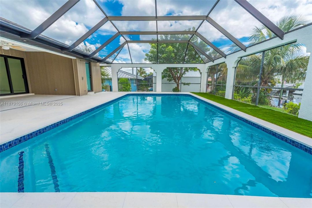 For Sale: $1,195,000 (4 beds, 3 baths, 2540 Square Feet)