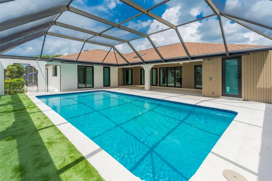 For Sale: $1,195,000 (4 beds, 3 baths, 2540 Square Feet)