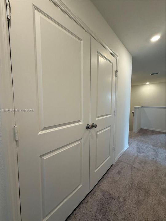 出租: $2,100 (3 贝兹, 2 浴室, 0 平方英尺)